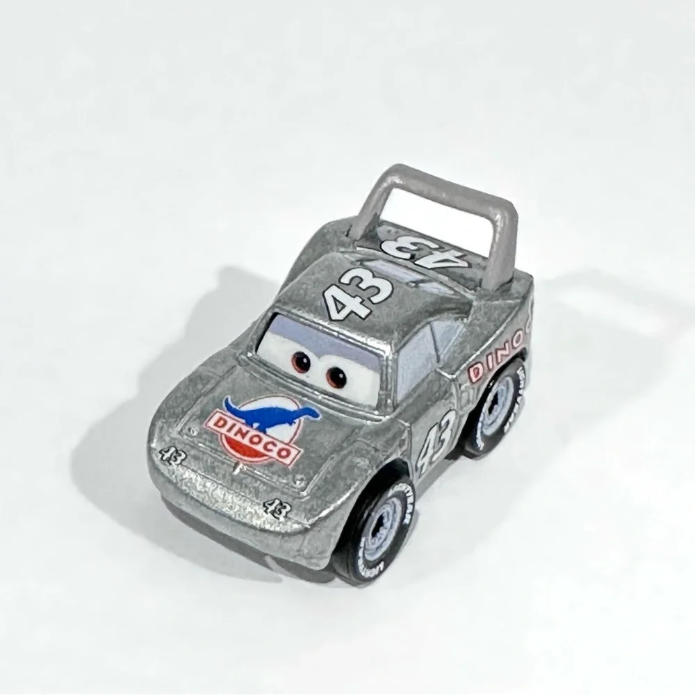 Disney Cars Die-cast Mini Racers Metallic The King Strip Weathers 2017